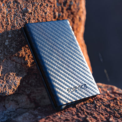 Card Holder aus Carbonfaser